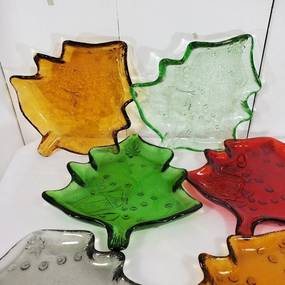 6 pc Studio Silversmiths Glass Christmas Tree Plates 6.75" cheese dessert dish - Picture 2 of 12